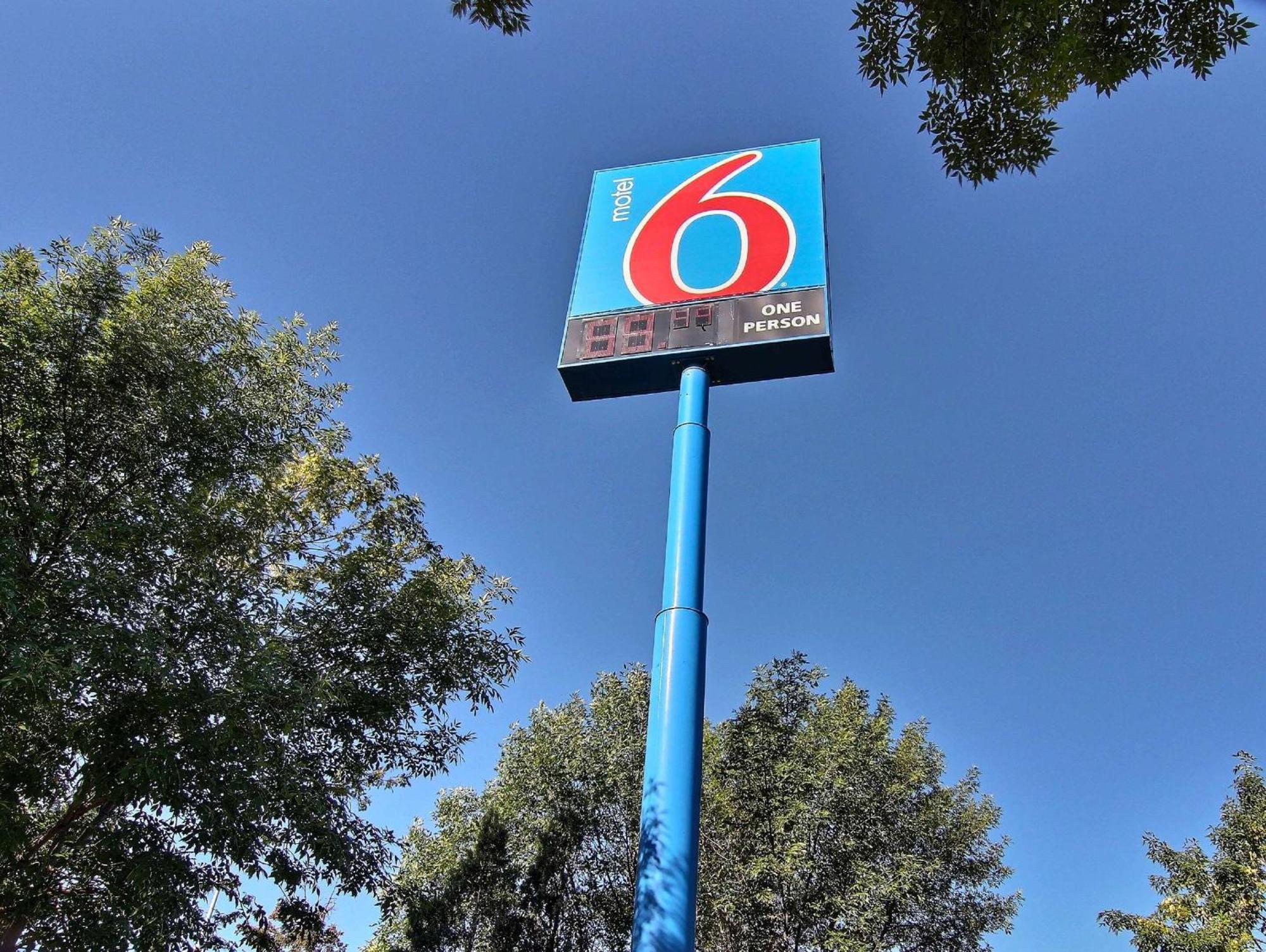 Motel 6-Bismarck, Nd Экстерьер фото