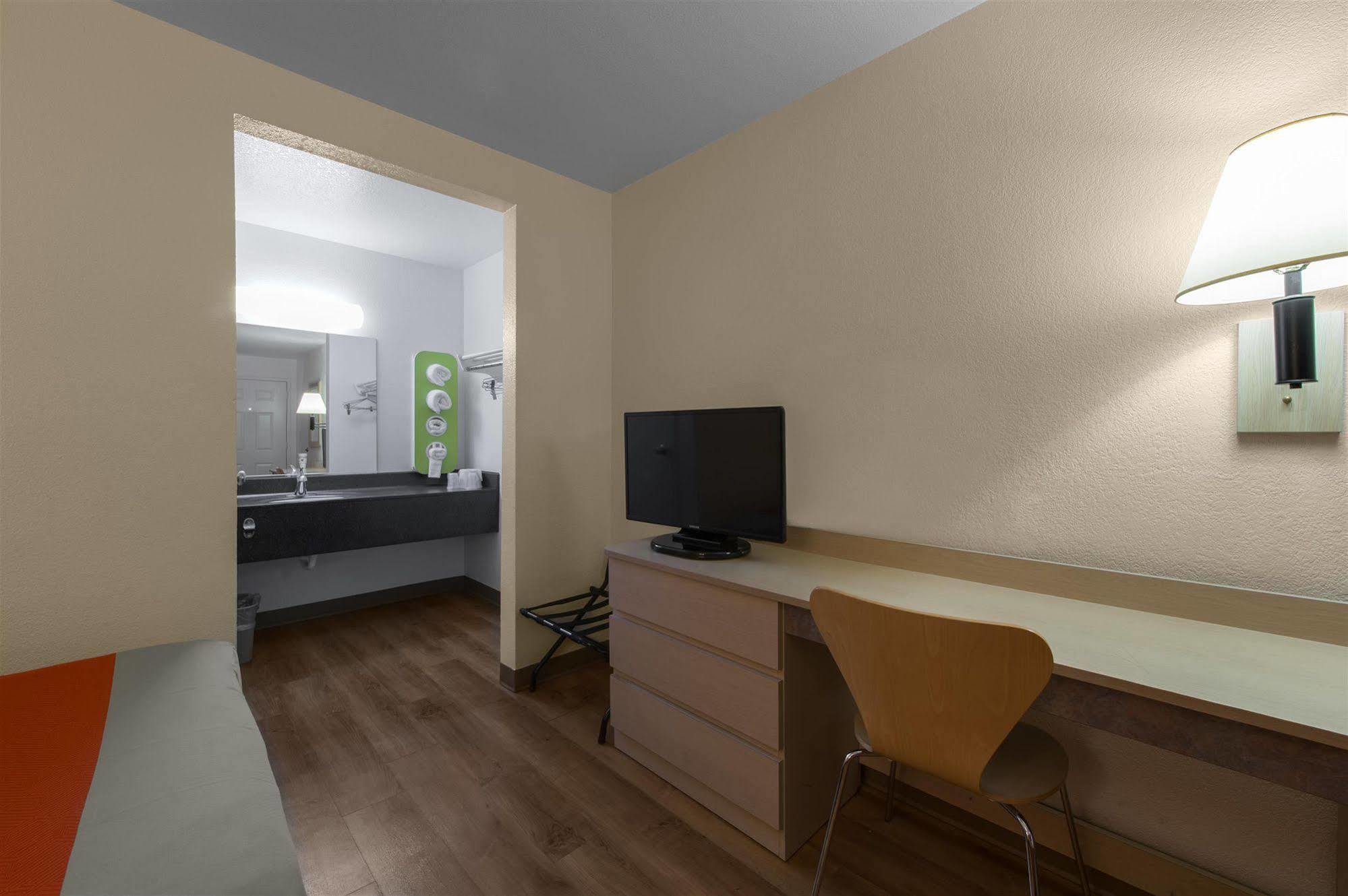 Motel 6-Bismarck, Nd Экстерьер фото